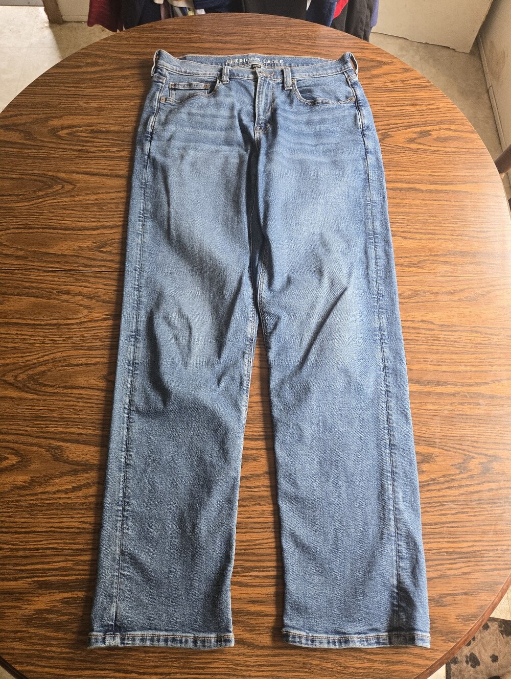 American Eagle 90s Straight Stretch Jeans